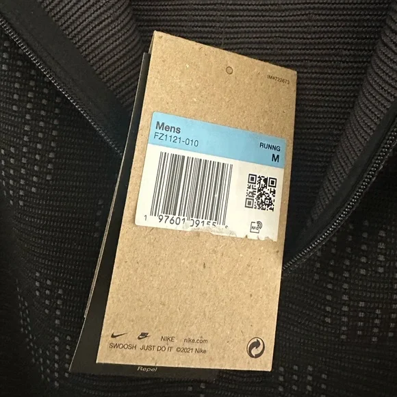 Nike Pinnacle Running Division Men’s Water Repellent 1/2 Zip NWT - Picture 8 of 9